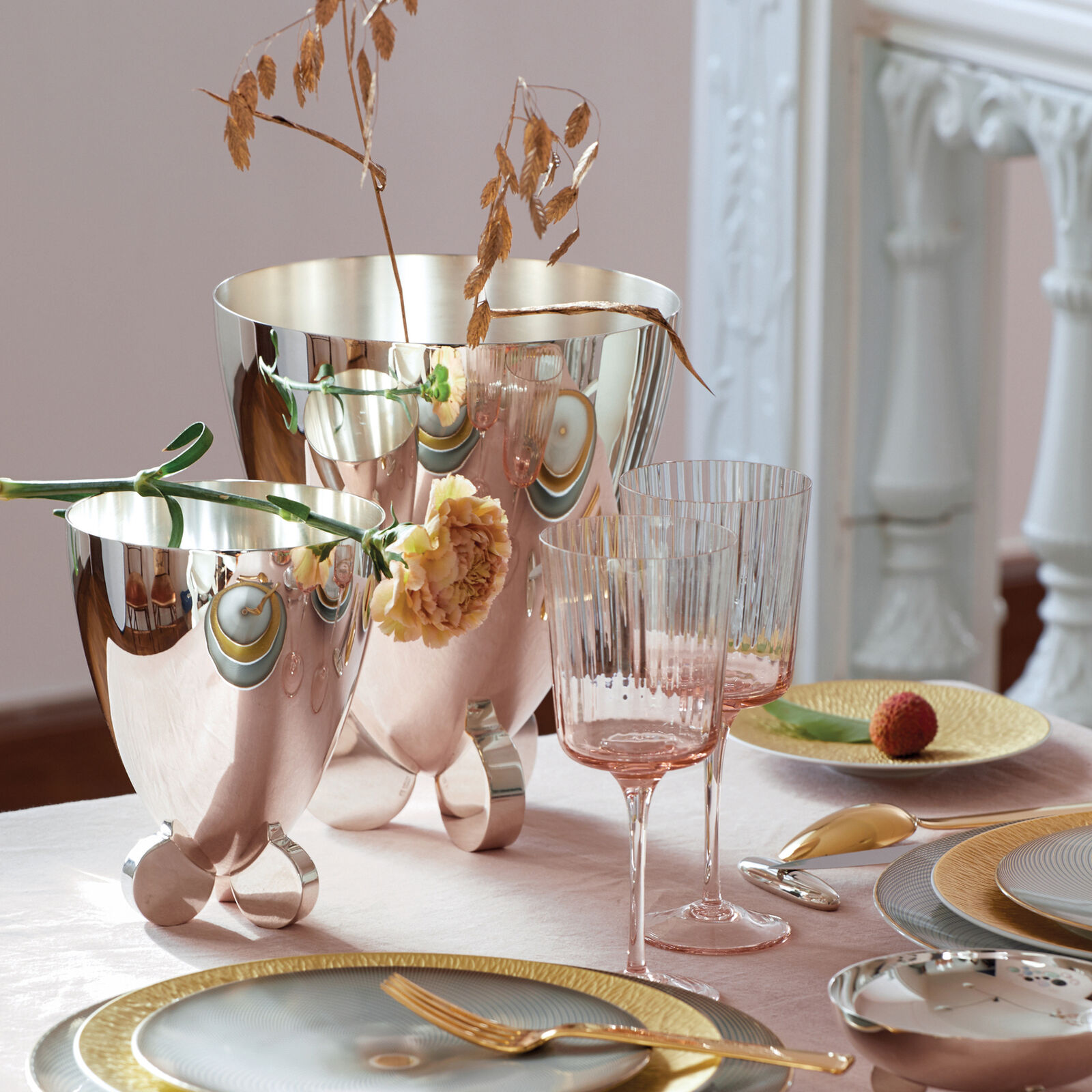 Champagne cooler  image number null