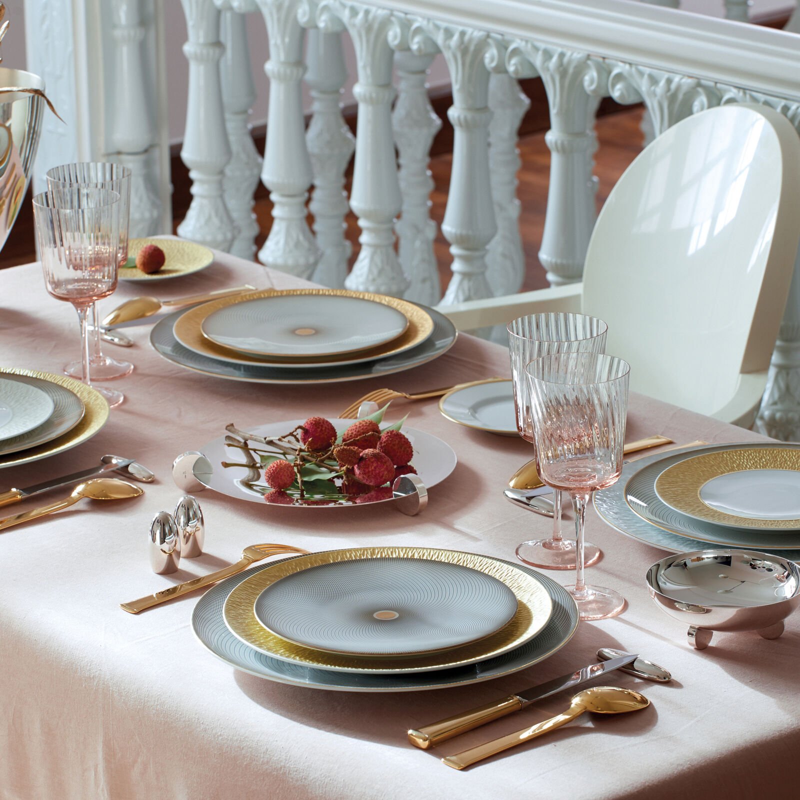 Small bowl  image number null