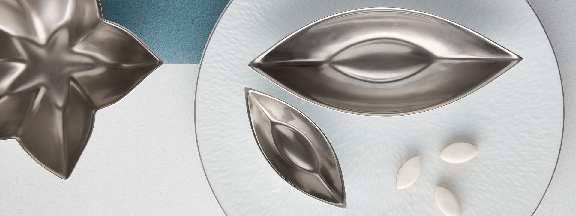 RAYNAUD Attraction 星付きレストランストライプ皿 8枚セット Luxury Dishes Collection | Raynaud Ercuis US Shop